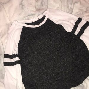 Long sleeve tee